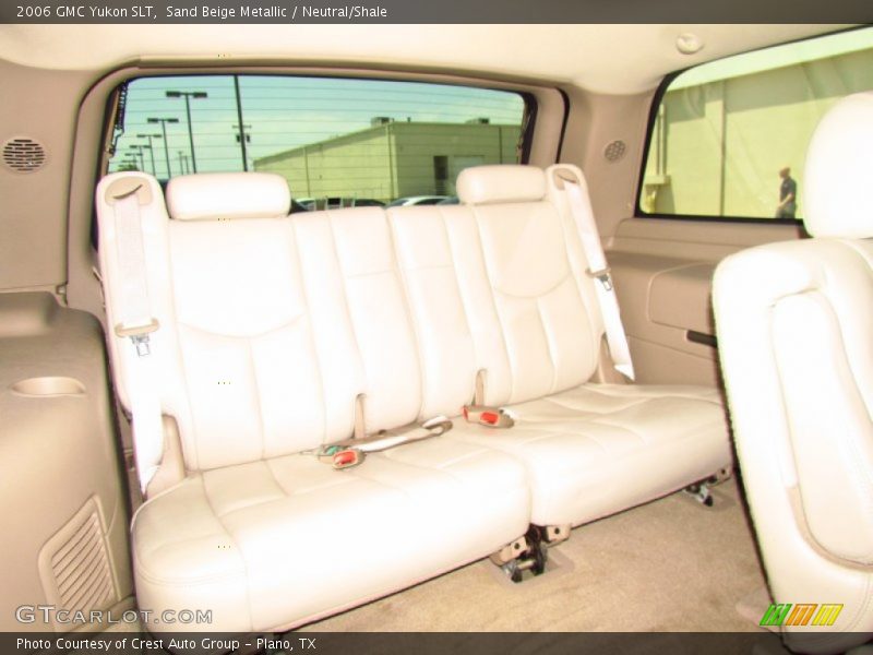 Sand Beige Metallic / Neutral/Shale 2006 GMC Yukon SLT