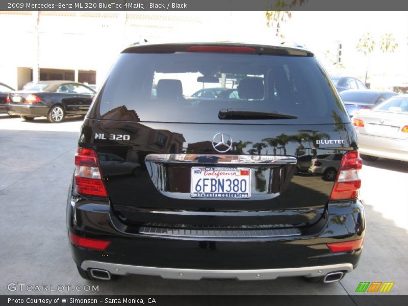 Black / Black 2009 Mercedes-Benz ML 320 BlueTec 4Matic
