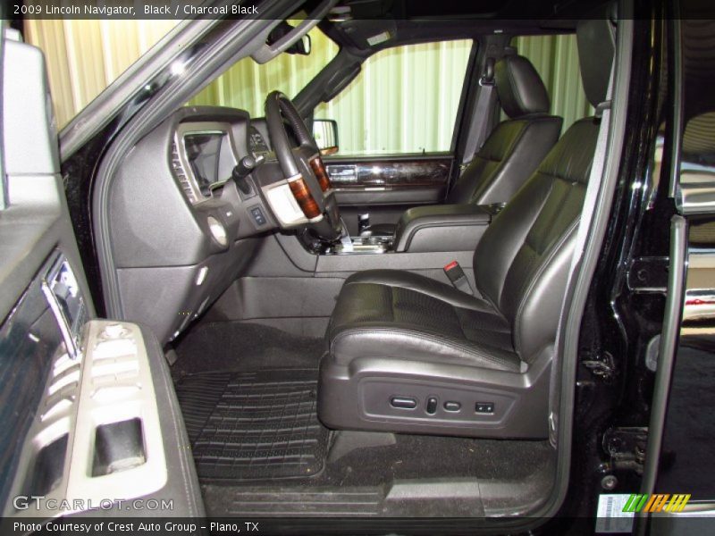 Black / Charcoal Black 2009 Lincoln Navigator