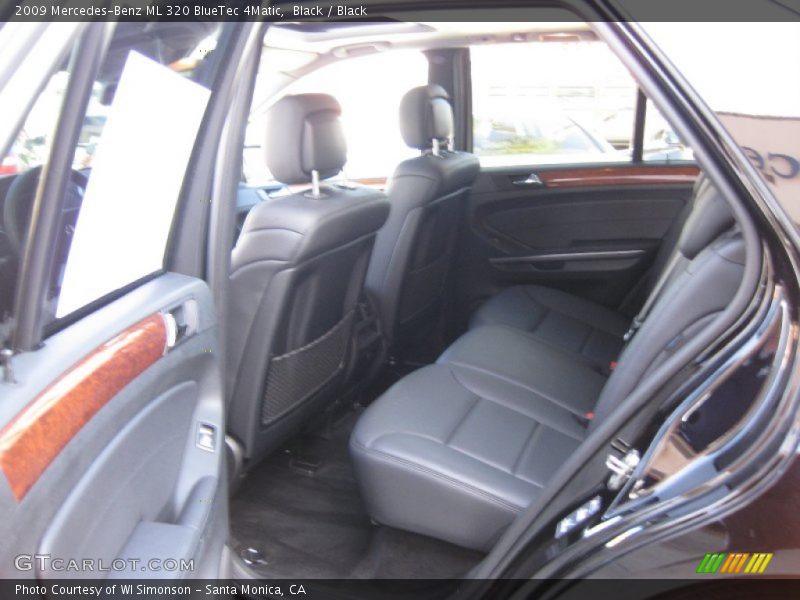 Black / Black 2009 Mercedes-Benz ML 320 BlueTec 4Matic