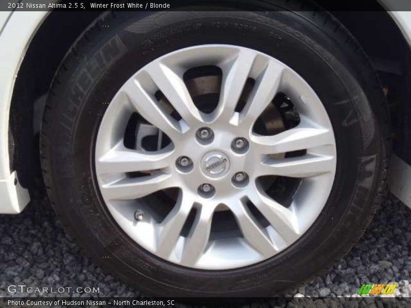 Winter Frost White / Blonde 2012 Nissan Altima 2.5 S