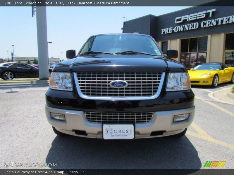 Black Clearcoat / Medium Parchment 2005 Ford Expedition Eddie Bauer