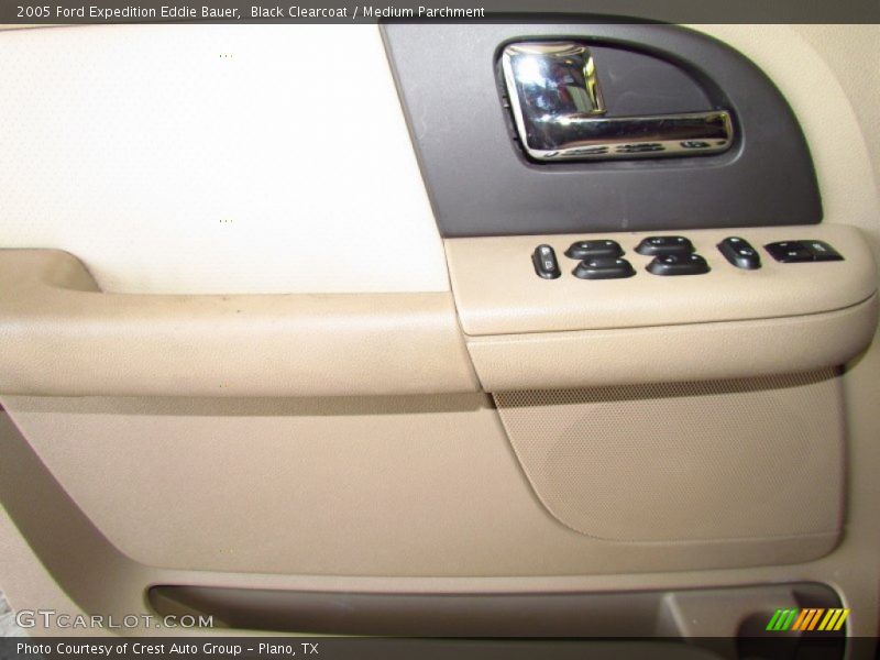 Black Clearcoat / Medium Parchment 2005 Ford Expedition Eddie Bauer