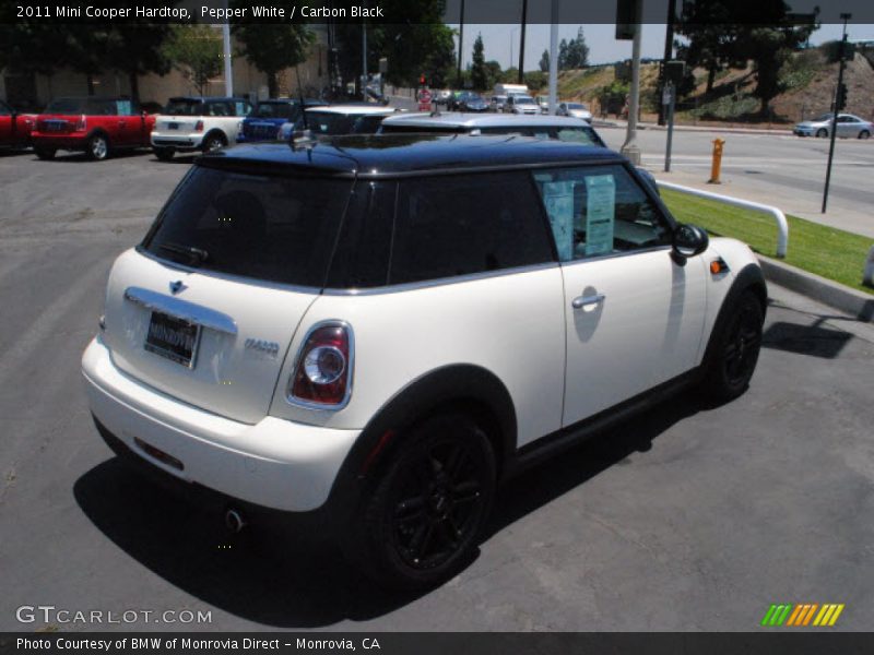 Pepper White / Carbon Black 2011 Mini Cooper Hardtop