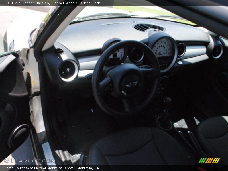 Pepper White / Carbon Black 2011 Mini Cooper Hardtop