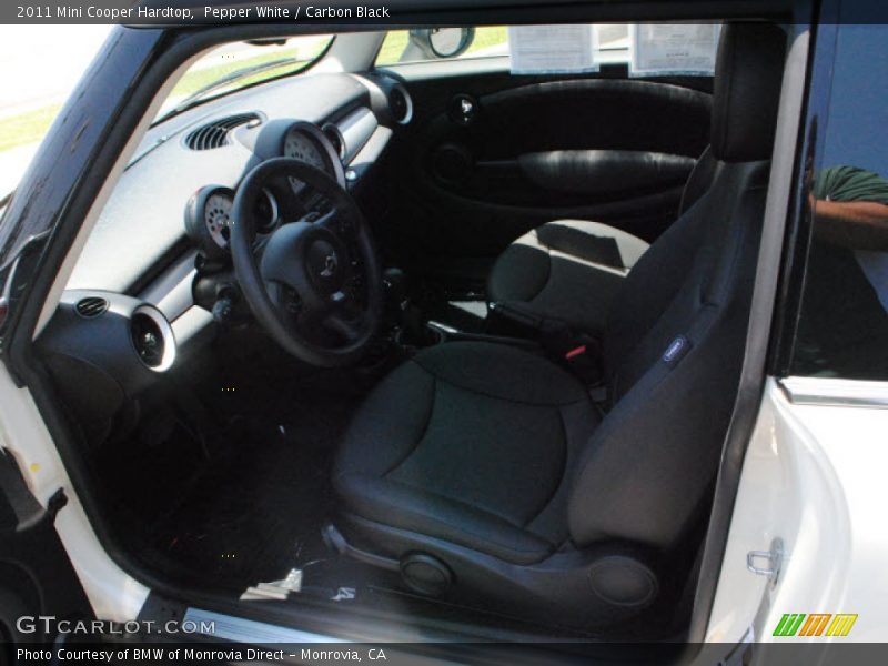 Pepper White / Carbon Black 2011 Mini Cooper Hardtop