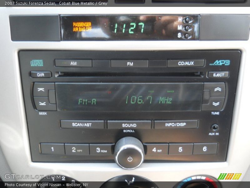 Cobalt Blue Metallic / Grey 2007 Suzuki Forenza Sedan