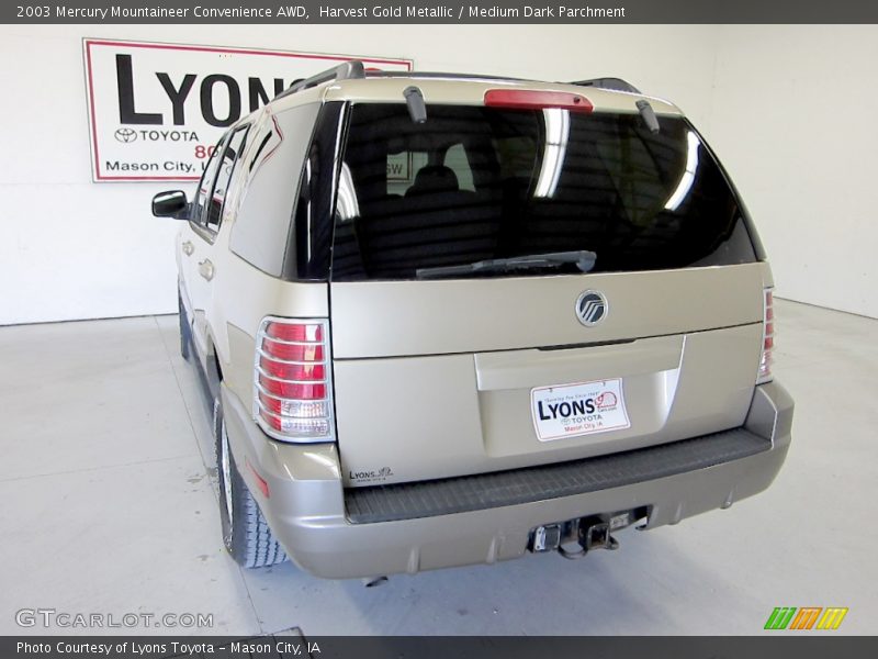 Harvest Gold Metallic / Medium Dark Parchment 2003 Mercury Mountaineer Convenience AWD