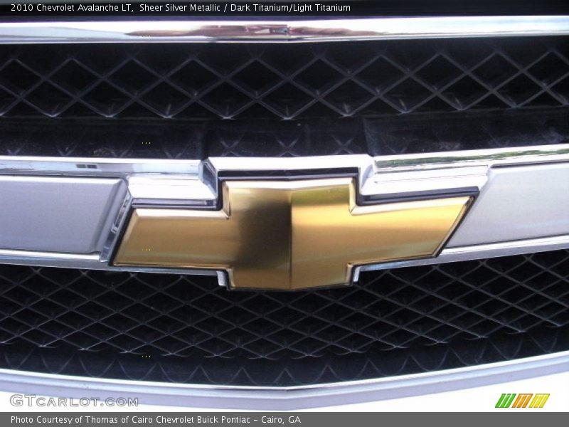 Sheer Silver Metallic / Dark Titanium/Light Titanium 2010 Chevrolet Avalanche LT
