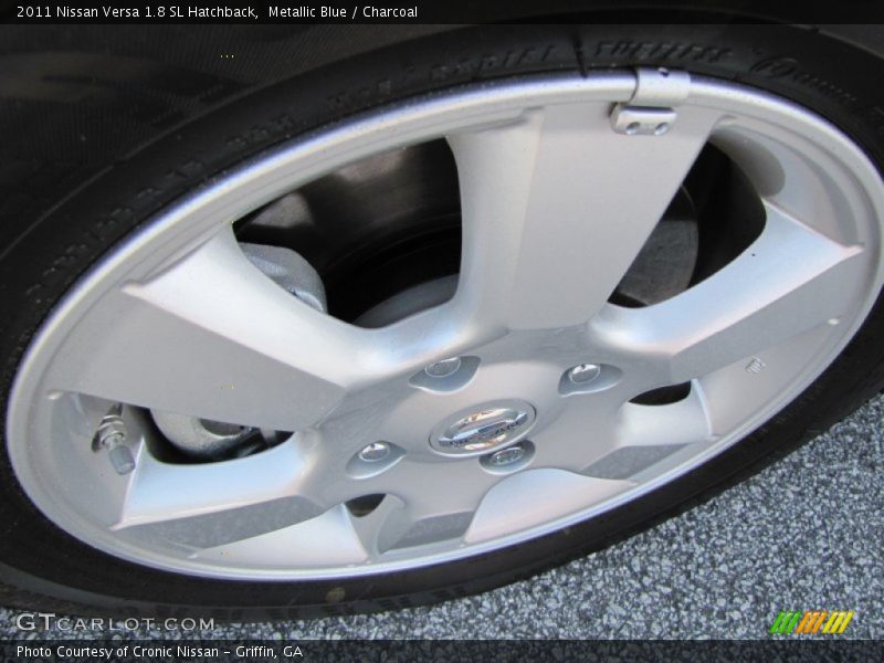 Metallic Blue / Charcoal 2011 Nissan Versa 1.8 SL Hatchback