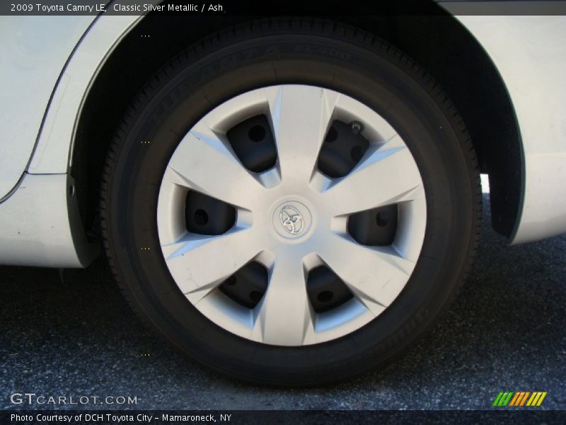 Classic Silver Metallic / Ash 2009 Toyota Camry LE