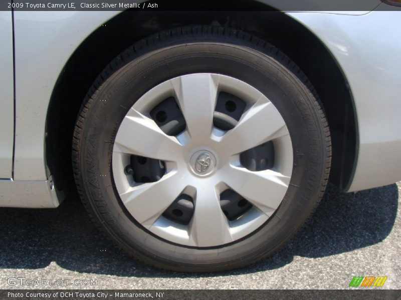 Classic Silver Metallic / Ash 2009 Toyota Camry LE