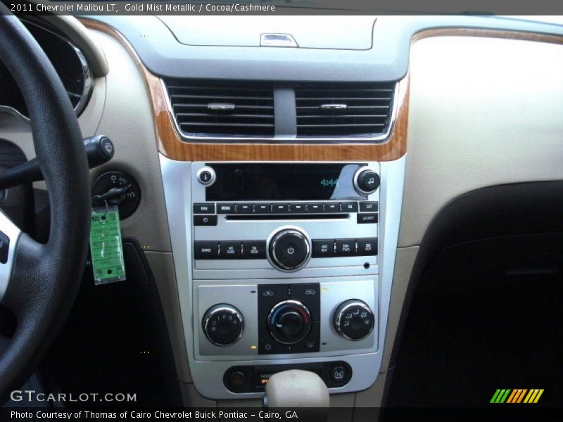 Controls of 2011 Malibu LT