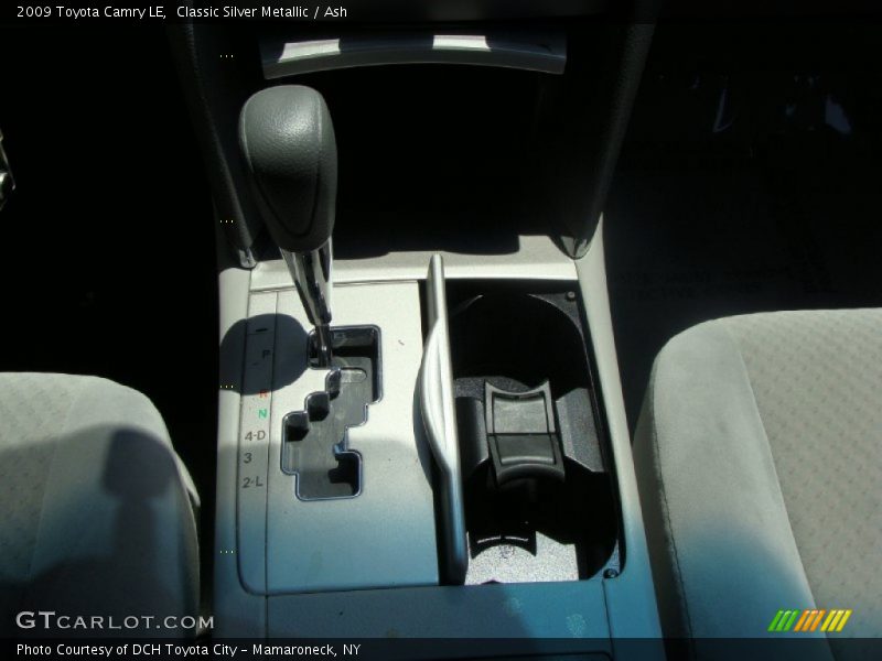 Classic Silver Metallic / Ash 2009 Toyota Camry LE