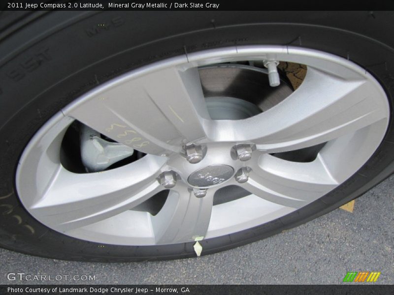 Mineral Gray Metallic / Dark Slate Gray 2011 Jeep Compass 2.0 Latitude