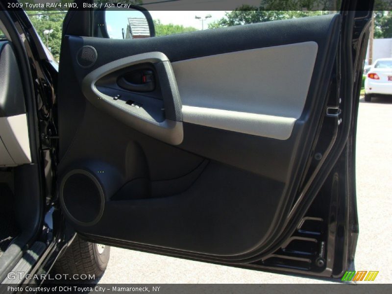 Black / Ash Gray 2009 Toyota RAV4 4WD