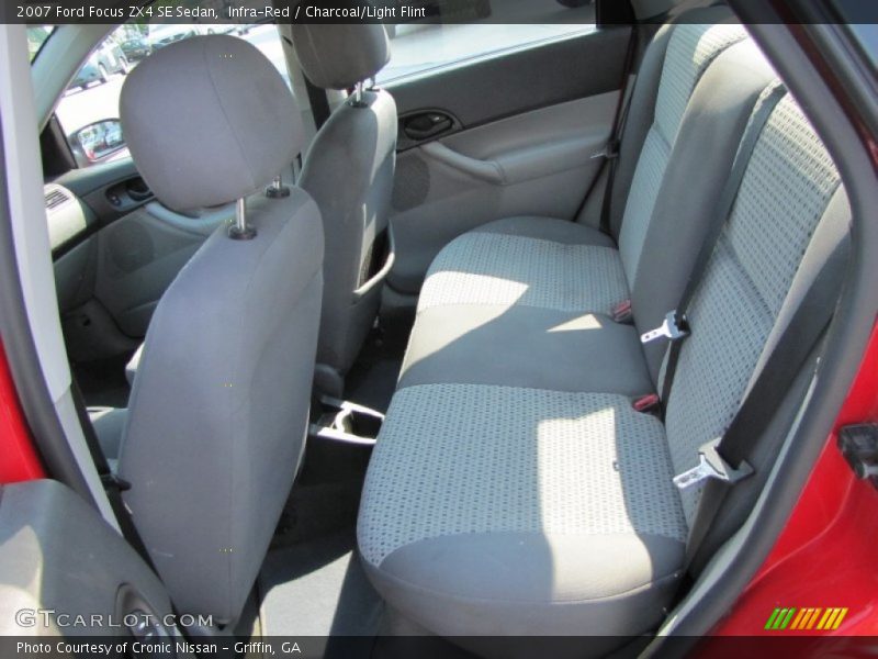 Infra-Red / Charcoal/Light Flint 2007 Ford Focus ZX4 SE Sedan