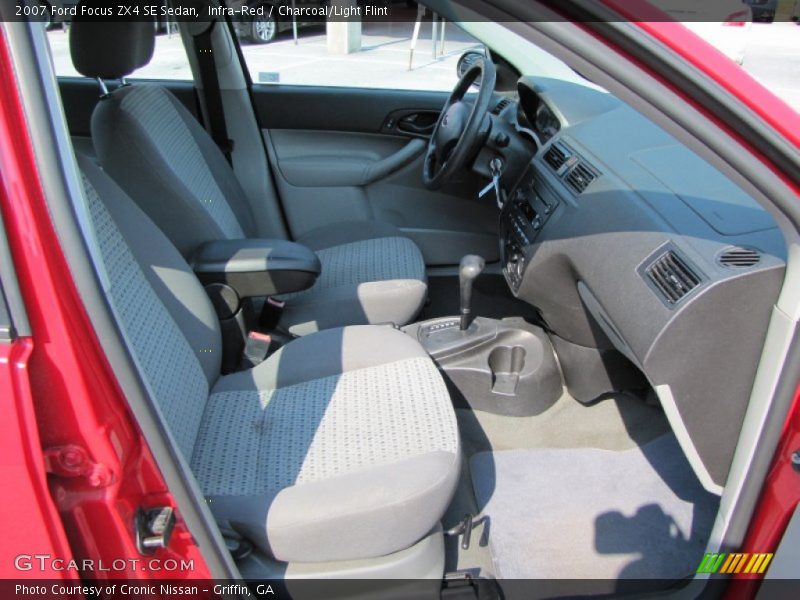 Infra-Red / Charcoal/Light Flint 2007 Ford Focus ZX4 SE Sedan