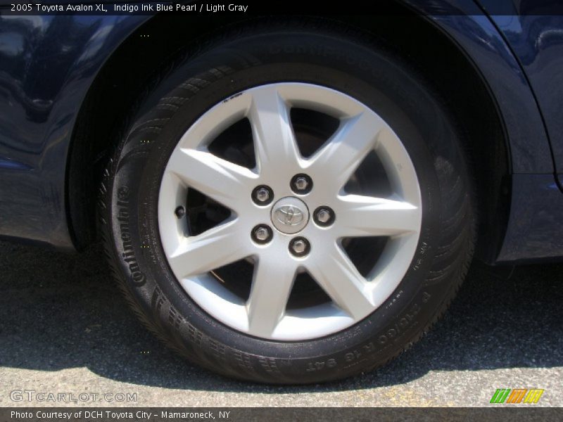 Indigo Ink Blue Pearl / Light Gray 2005 Toyota Avalon XL