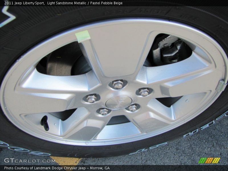 Light Sandstone Metallic / Pastel Pebble Beige 2011 Jeep Liberty Sport