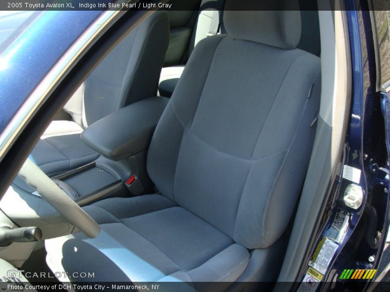 Indigo Ink Blue Pearl / Light Gray 2005 Toyota Avalon XL