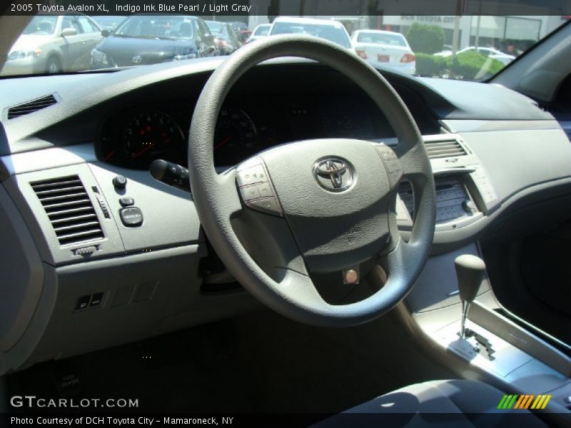 Indigo Ink Blue Pearl / Light Gray 2005 Toyota Avalon XL