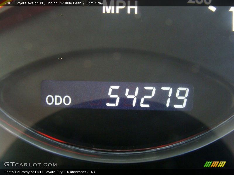 Indigo Ink Blue Pearl / Light Gray 2005 Toyota Avalon XL