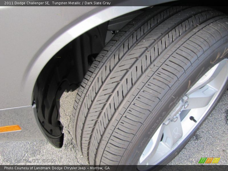 Tungsten Metallic / Dark Slate Gray 2011 Dodge Challenger SE