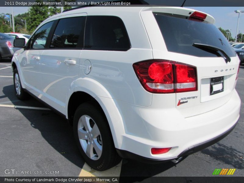 Bianco White / Black/Light Frost Beige 2011 Dodge Journey Mainstreet