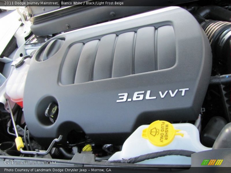 Bianco White / Black/Light Frost Beige 2011 Dodge Journey Mainstreet
