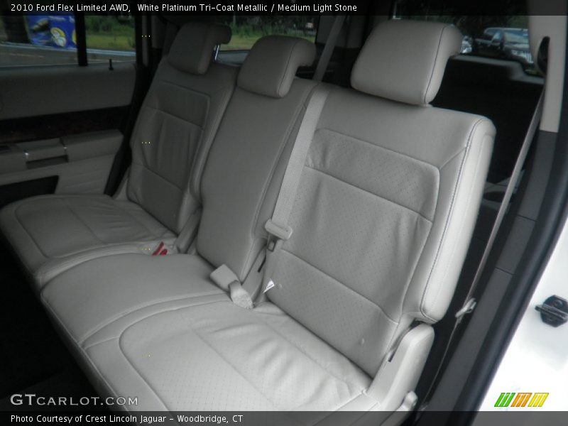 White Platinum Tri-Coat Metallic / Medium Light Stone 2010 Ford Flex Limited AWD