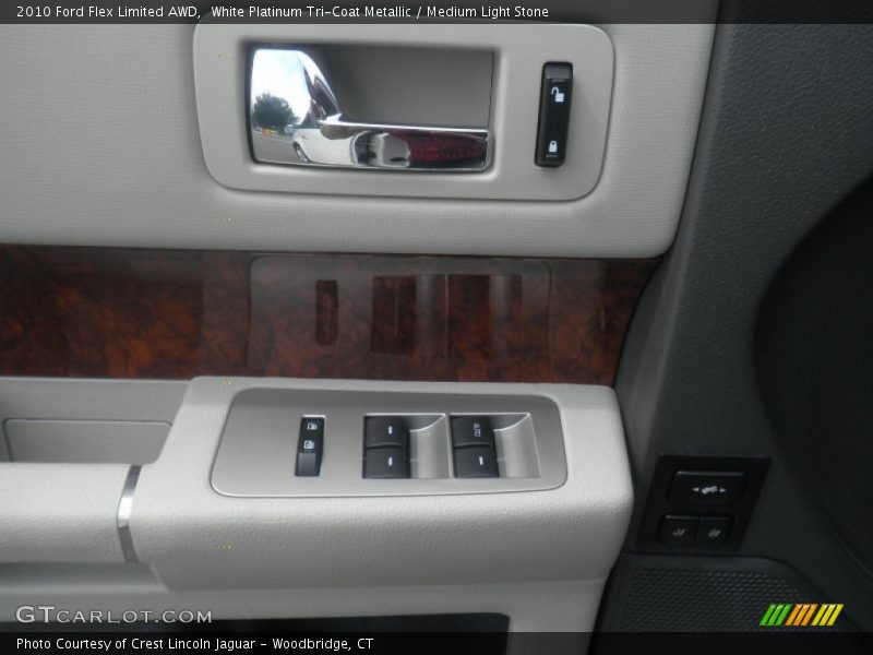 White Platinum Tri-Coat Metallic / Medium Light Stone 2010 Ford Flex Limited AWD