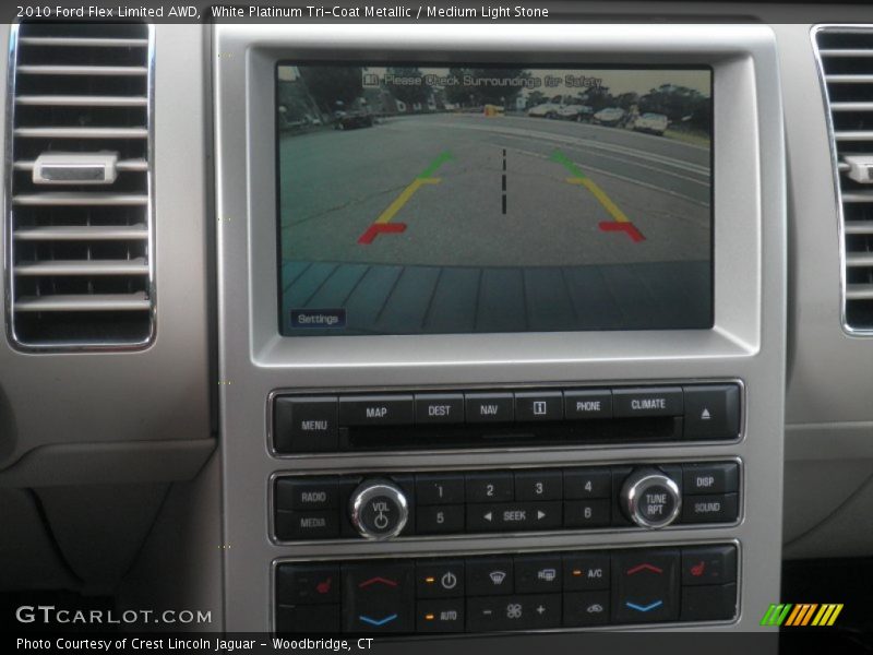 White Platinum Tri-Coat Metallic / Medium Light Stone 2010 Ford Flex Limited AWD