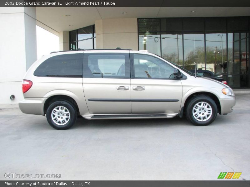 Light Almond Pearl / Taupe 2003 Dodge Grand Caravan eL