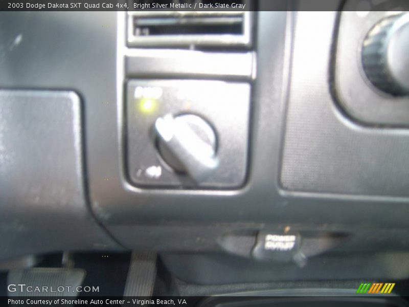 Bright Silver Metallic / Dark Slate Gray 2003 Dodge Dakota SXT Quad Cab 4x4