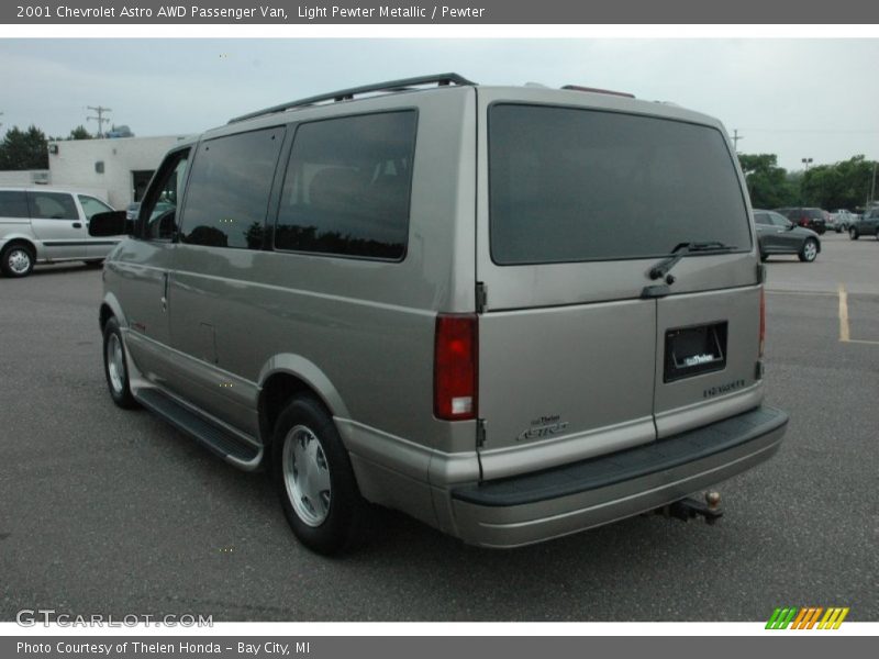 Light Pewter Metallic / Pewter 2001 Chevrolet Astro AWD Passenger Van