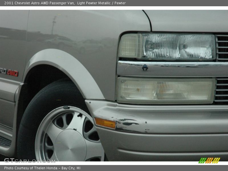 Light Pewter Metallic / Pewter 2001 Chevrolet Astro AWD Passenger Van