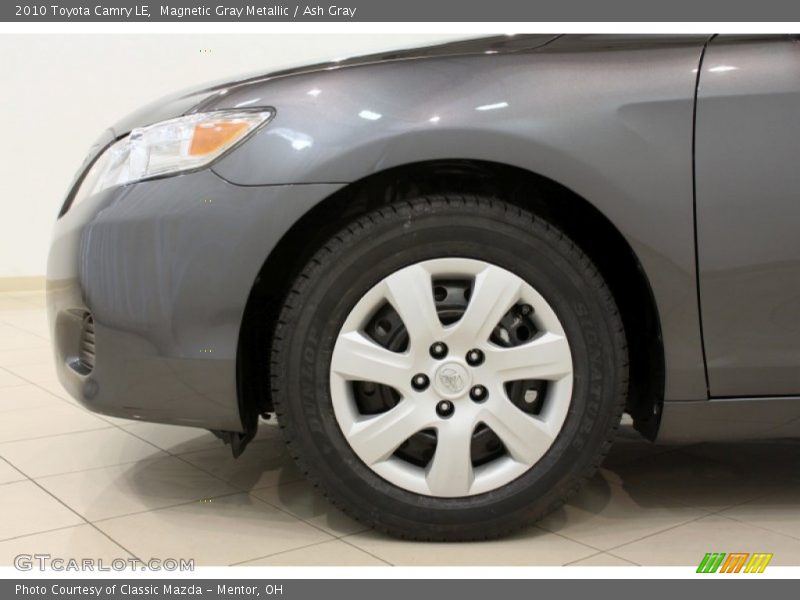 Magnetic Gray Metallic / Ash Gray 2010 Toyota Camry LE
