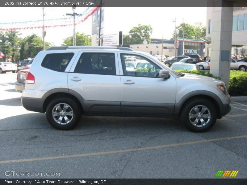 Bright Silver / Gray 2009 Kia Borrego EX V6 4x4