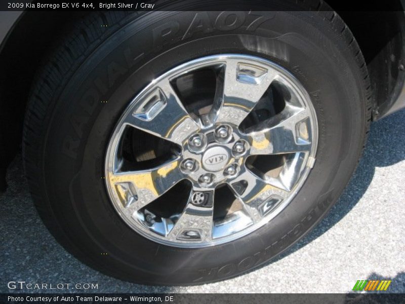 Bright Silver / Gray 2009 Kia Borrego EX V6 4x4