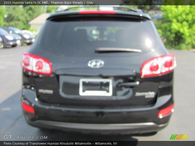 Phantom Black Metallic / Gray 2010 Hyundai Santa Fe SE 4WD