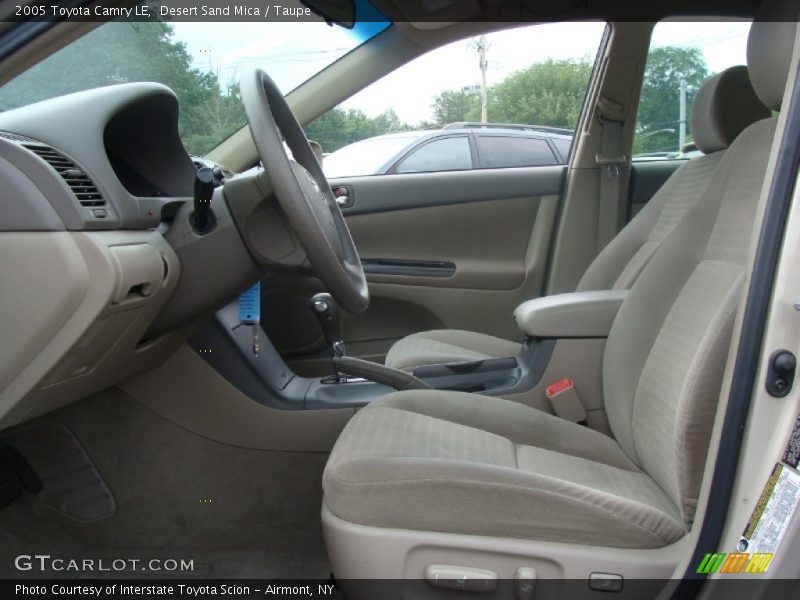 Desert Sand Mica / Taupe 2005 Toyota Camry LE