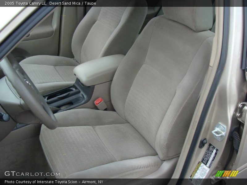 Desert Sand Mica / Taupe 2005 Toyota Camry LE