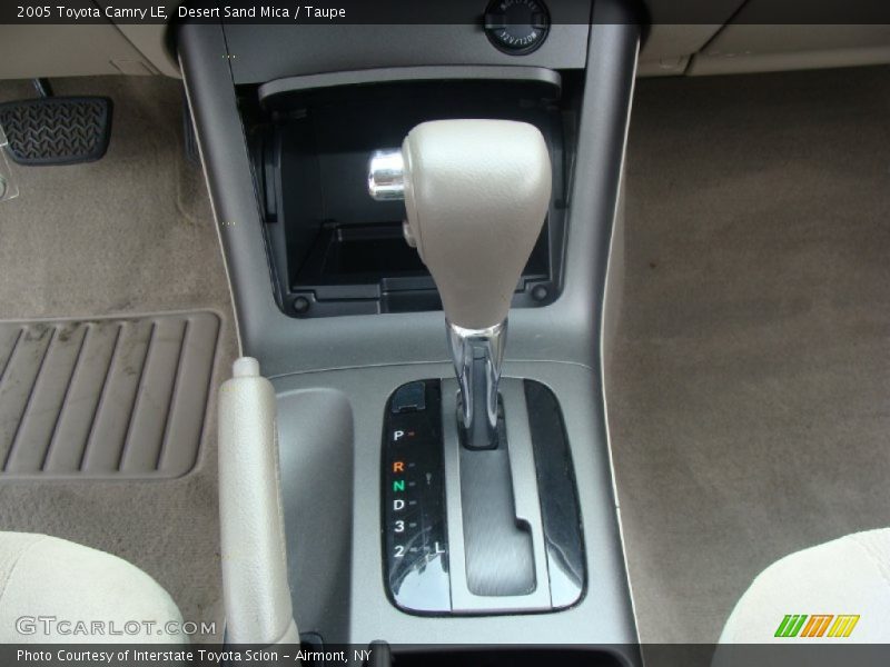 Desert Sand Mica / Taupe 2005 Toyota Camry LE