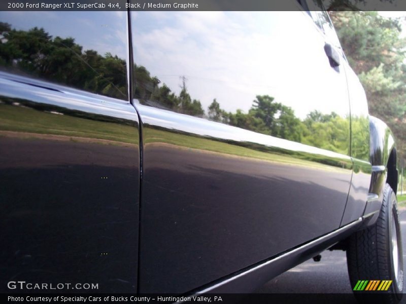 Black / Medium Graphite 2000 Ford Ranger XLT SuperCab 4x4