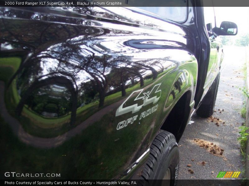 Black / Medium Graphite 2000 Ford Ranger XLT SuperCab 4x4