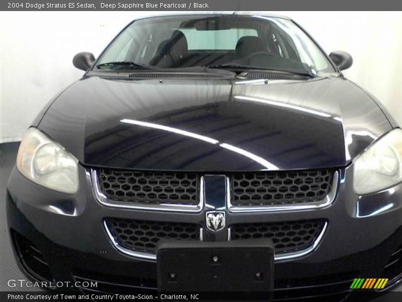 Deep Sapphire Blue Pearlcoat / Black 2004 Dodge Stratus ES Sedan