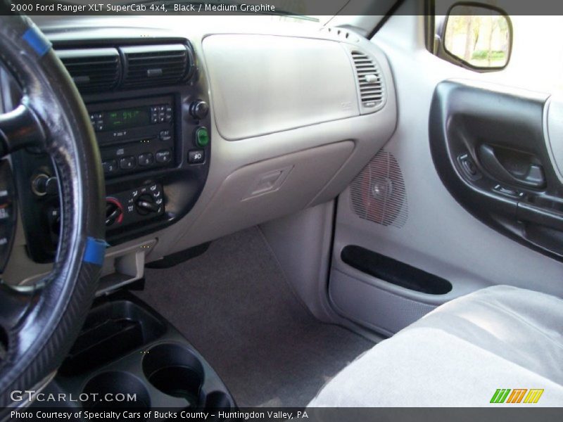 Black / Medium Graphite 2000 Ford Ranger XLT SuperCab 4x4
