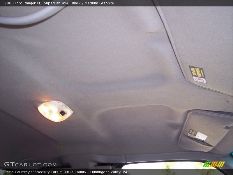 Black / Medium Graphite 2000 Ford Ranger XLT SuperCab 4x4