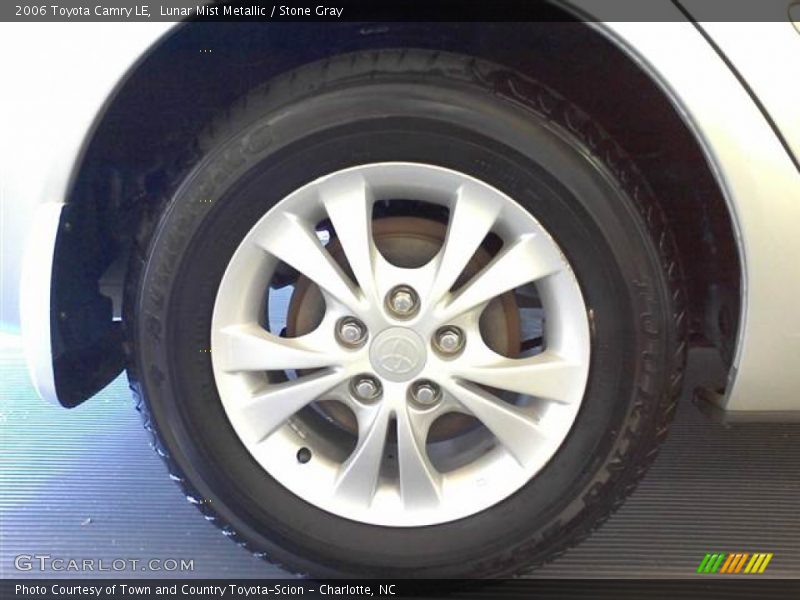 Lunar Mist Metallic / Stone Gray 2006 Toyota Camry LE